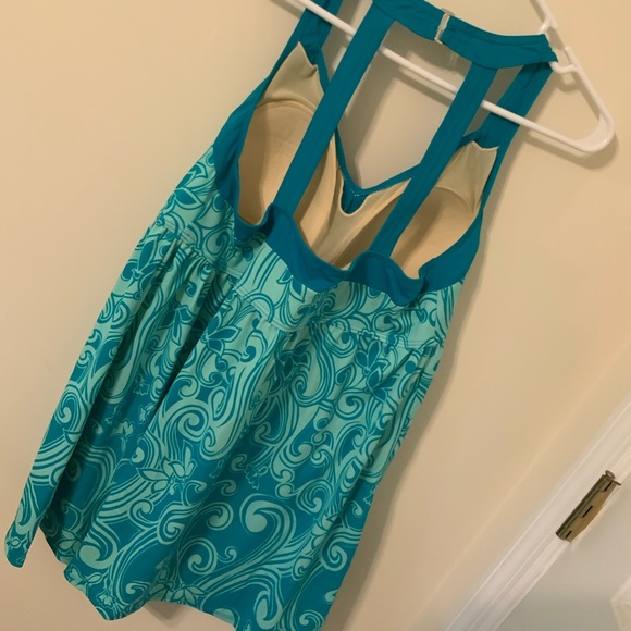 Swimsuit - Picture 4 of 9